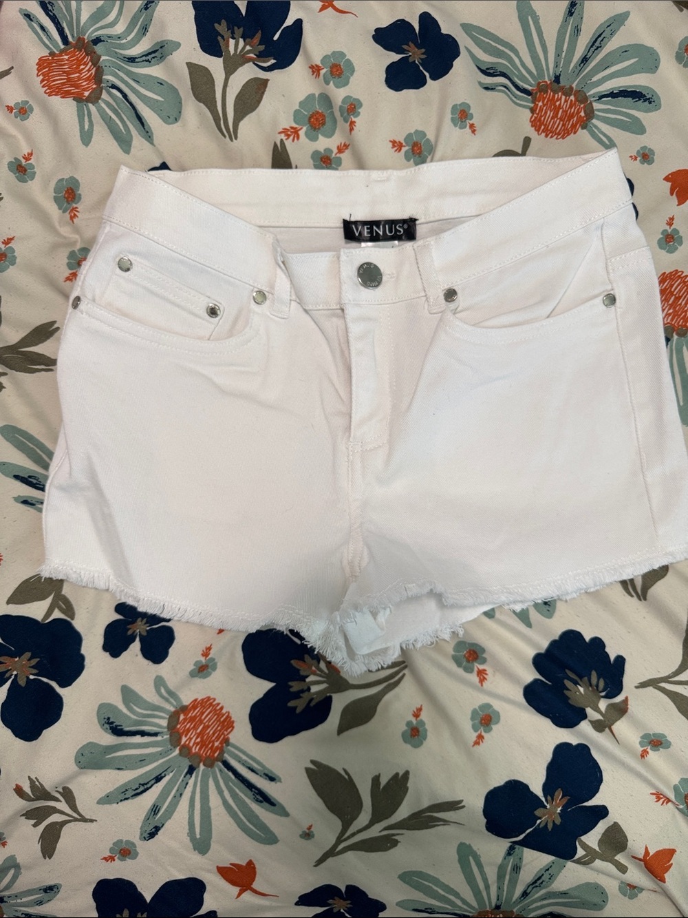 VENUS White Denim Frayed Hem Cutoff Shorts